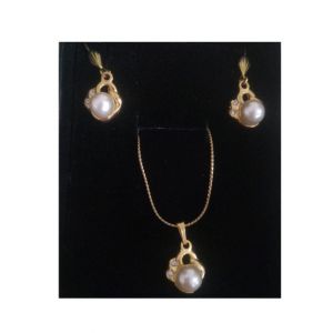 AZ Makers Pearl Style Jewellery Set For Women Golden