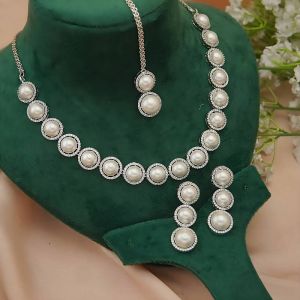 Azhari Traders Zircons With Pearl Rani Necklace