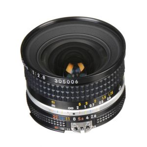 Nikon Nikkor 20mm f/2.8 Lens