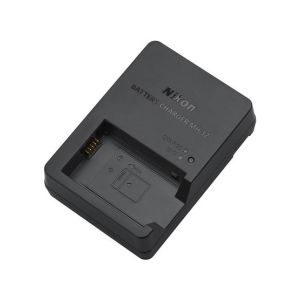 Nikon Quick Charger For Digital Camera Batteries (MH-32)